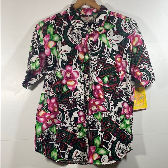 Vintage Deadstock Casual Button Down Hawaiian Shirt w Floral and Tribal Design - Picture 1 of 6